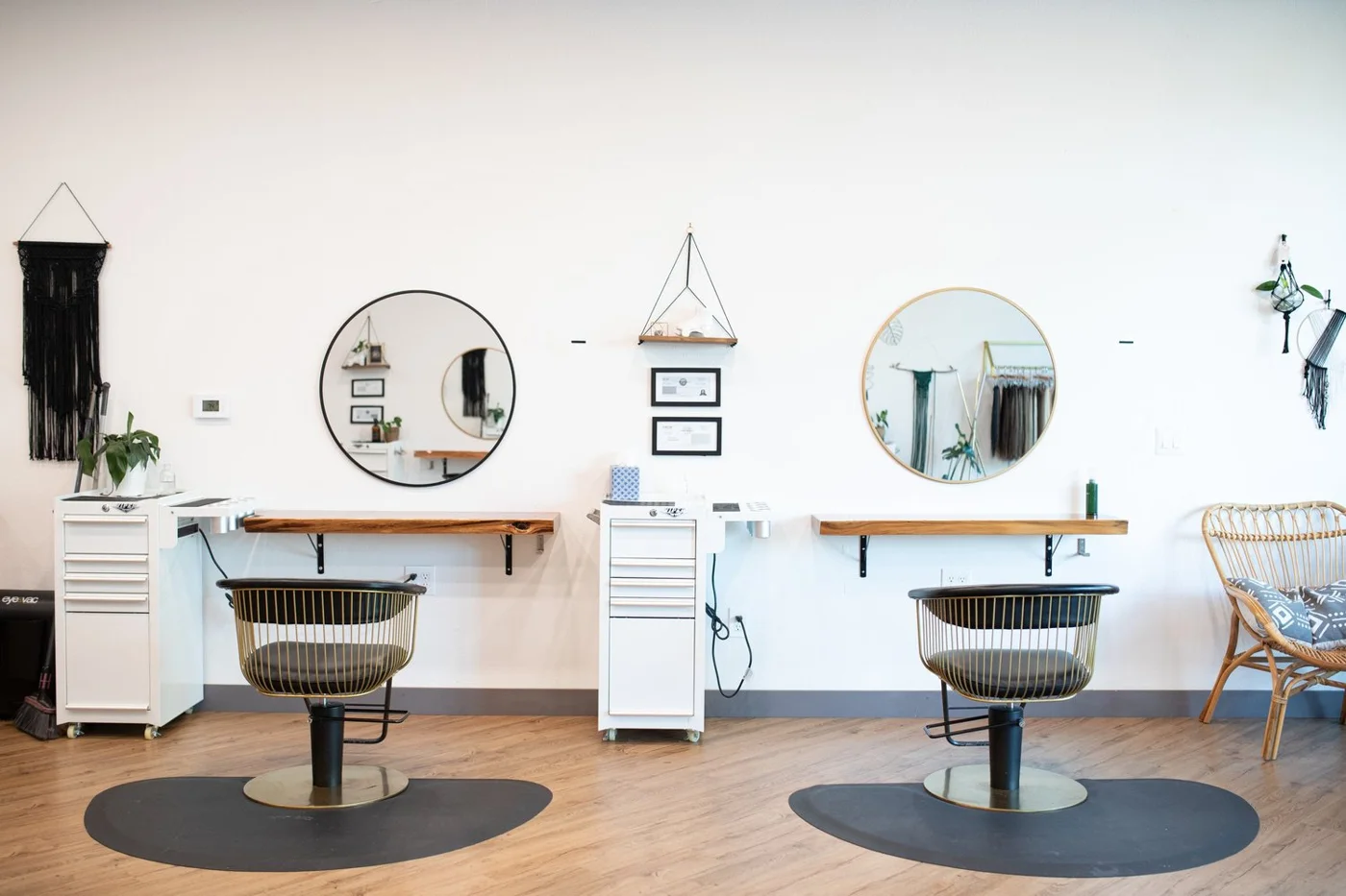Lifted Salon, business photo 2