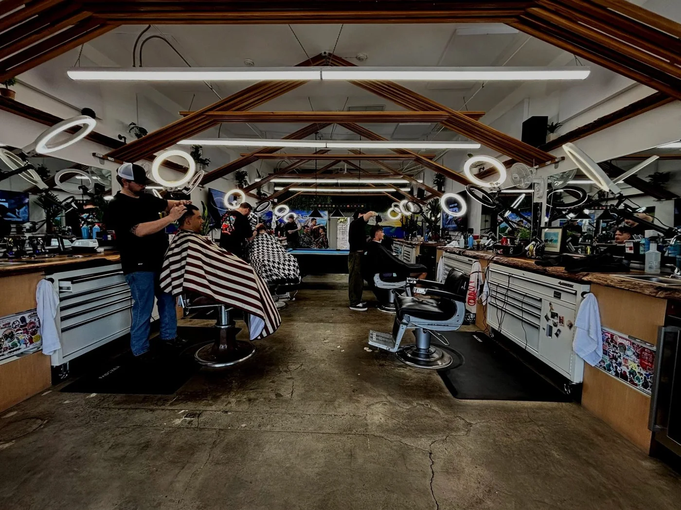 Redwood Barbershop business photo