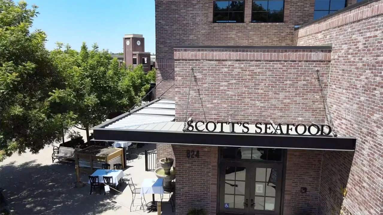 Scott’s Seafood Roundhouse business photo